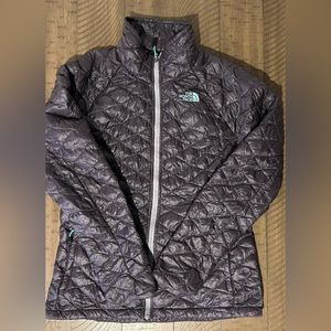 North face coat size small